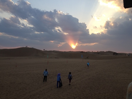ZhongWeiShaMoSunset.JPG