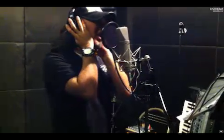 PaulSinging.png