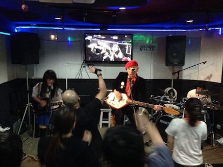 20150426BlackVelvetLucy.jpg