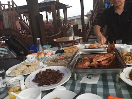 2015DongPingLunch.JPG