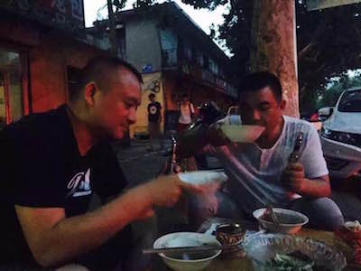 2015LinYiDrink3.jpg