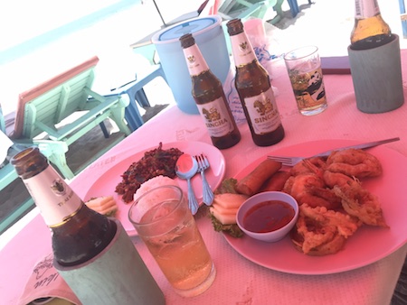 2018HuaHinHamabeEating.jpg
