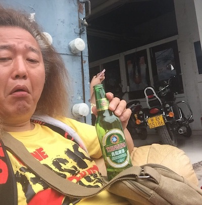 BBKingDrinking.jpg